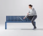 Urbantime Liberty.080 outdoor bench blue slatted seat with splash-resistant demonstration.