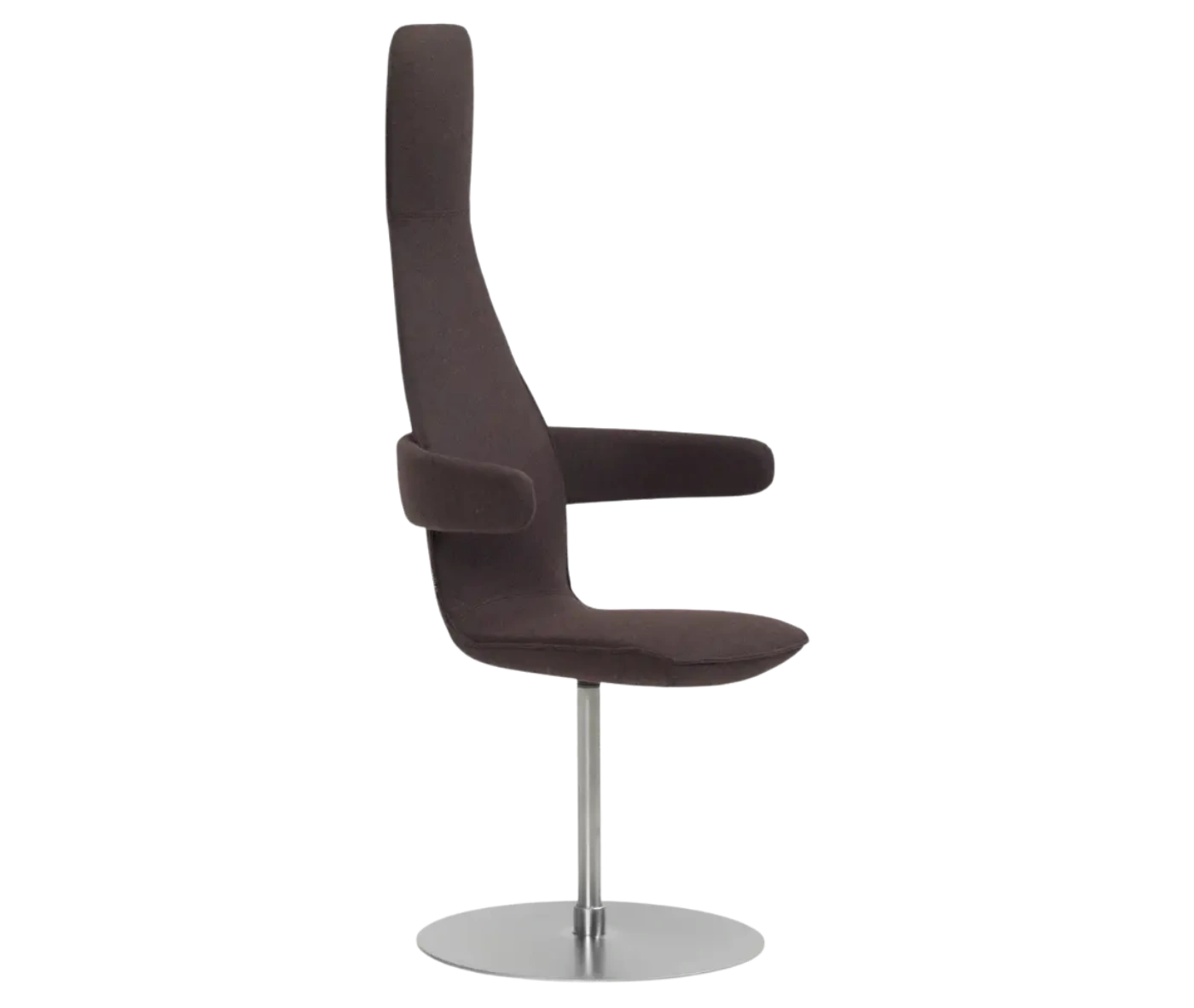 Bla Station Poppe high-back lounge chair, front-right view with fully upholstered dark seat, armrests, and round disc base.