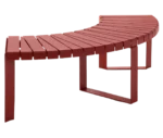 Urbantime Liberty.080 curved flat outdoor bench in front-right view, without backrest, in red finish.